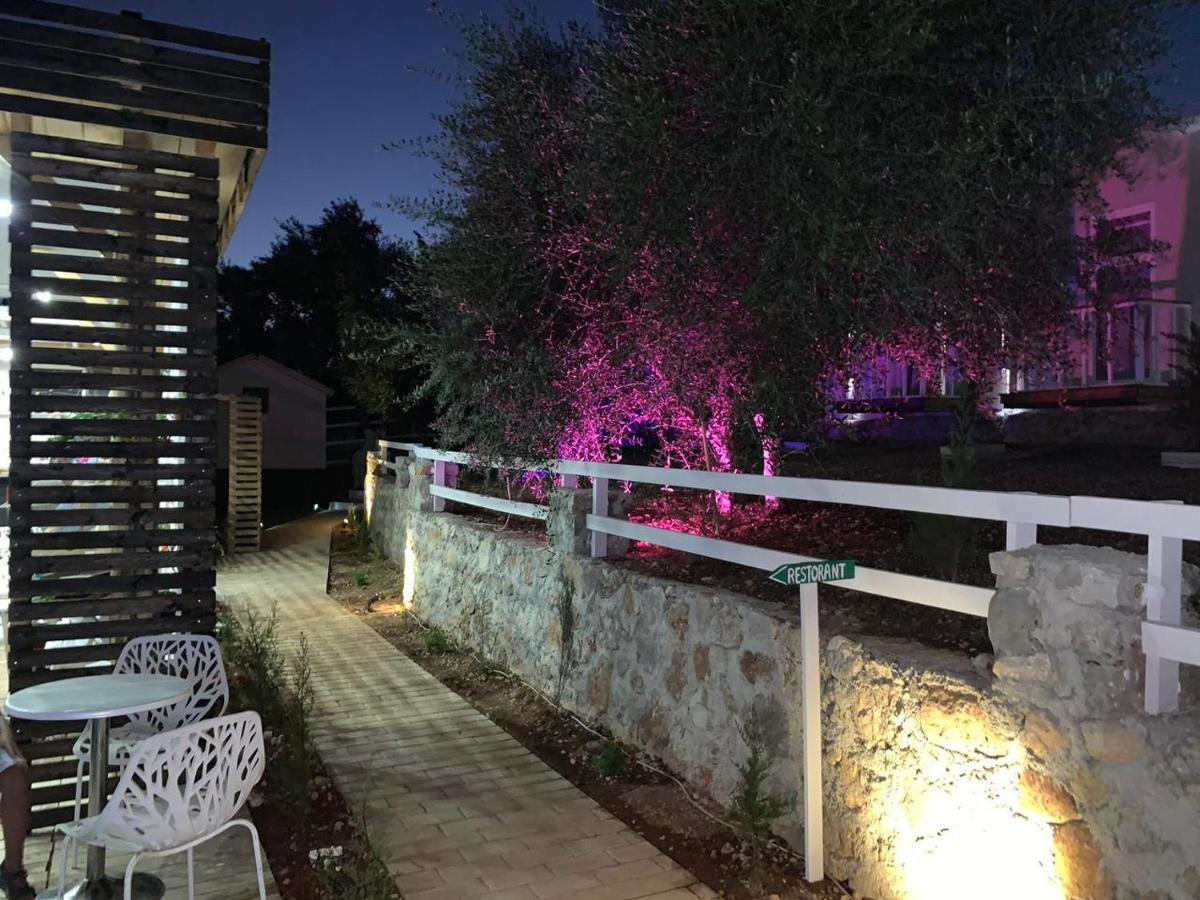 Hotel Albanian Garden Gjilek Exteriér fotografie